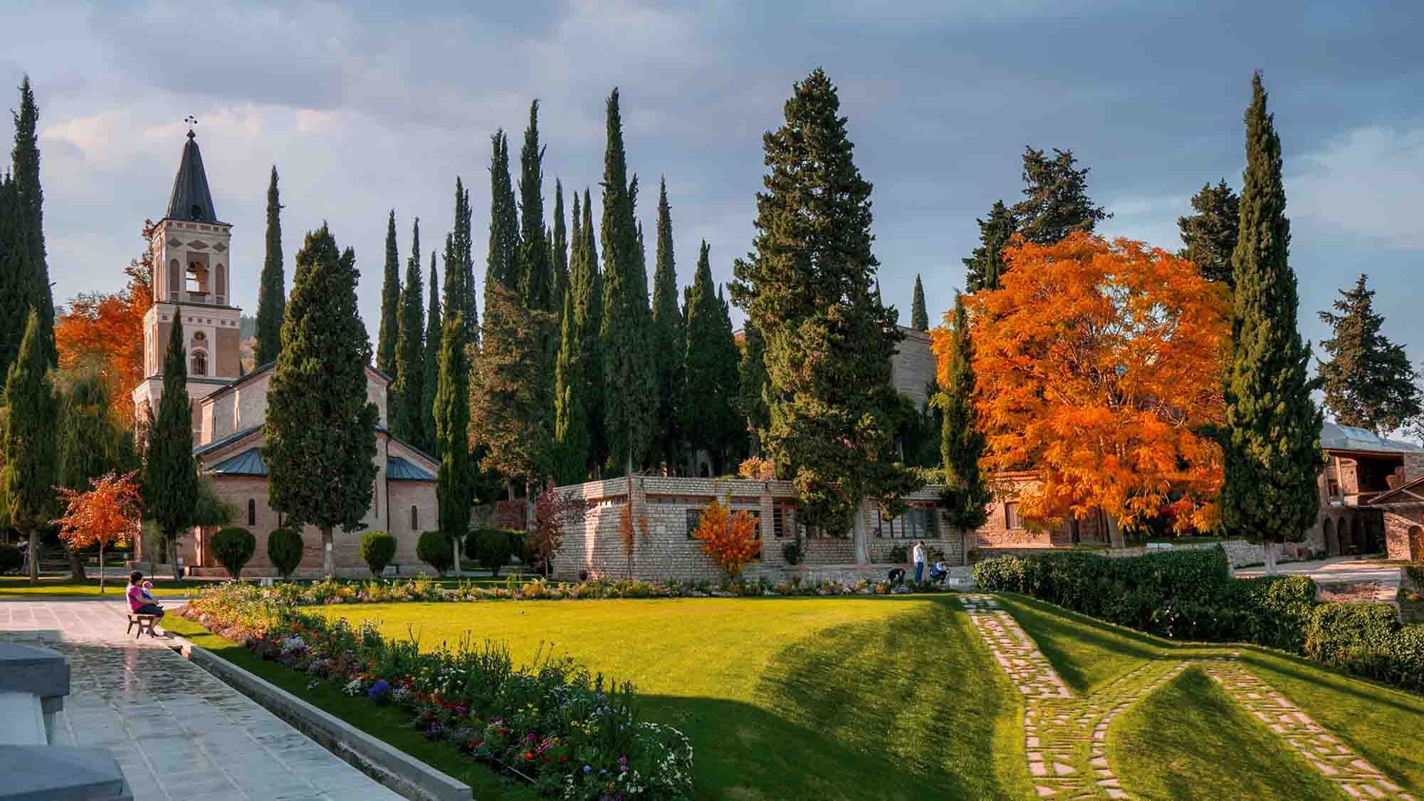 Тур в Грузию на майские праздники